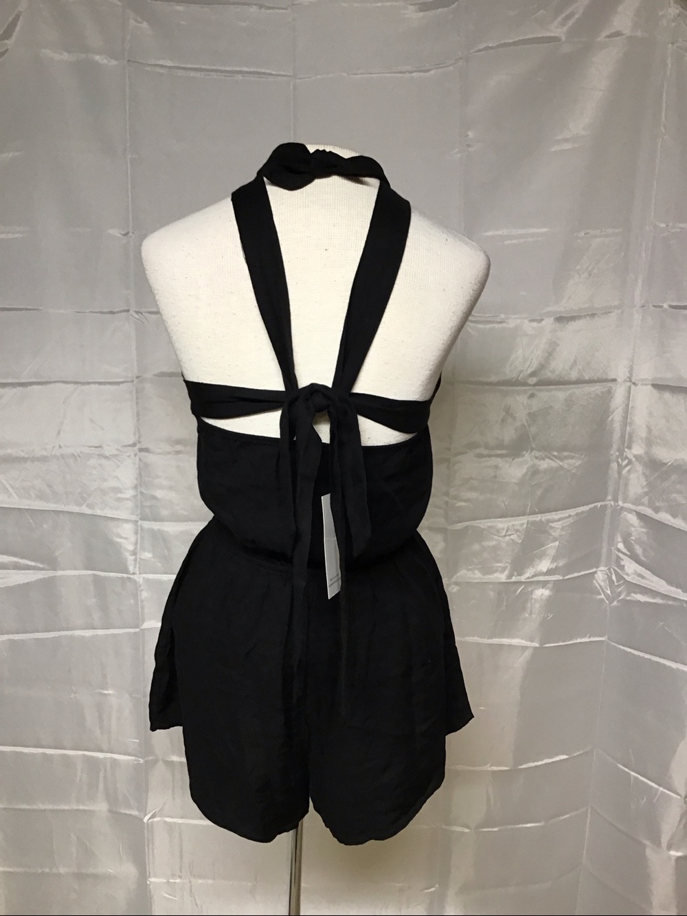 Tobi Black Halter Romper Size Small - Picture 2 of 12